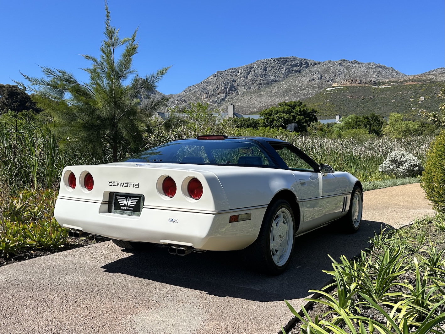 1988 Chevrolet Corvette 35th Anniversary