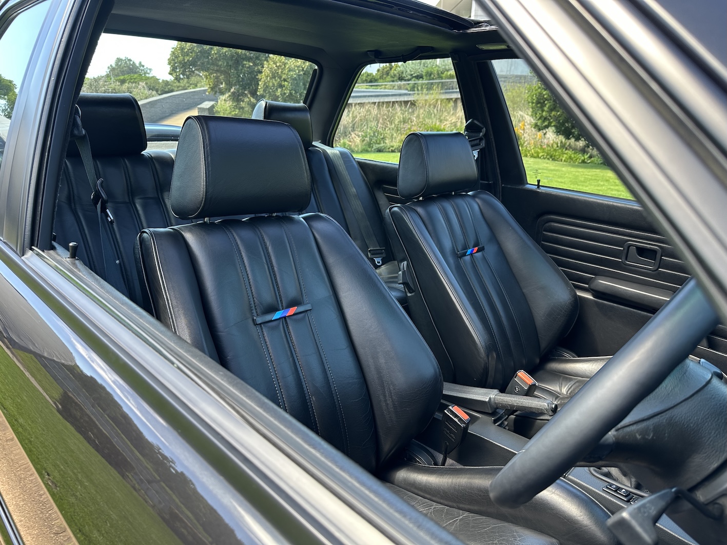 1991 BMW 325iS