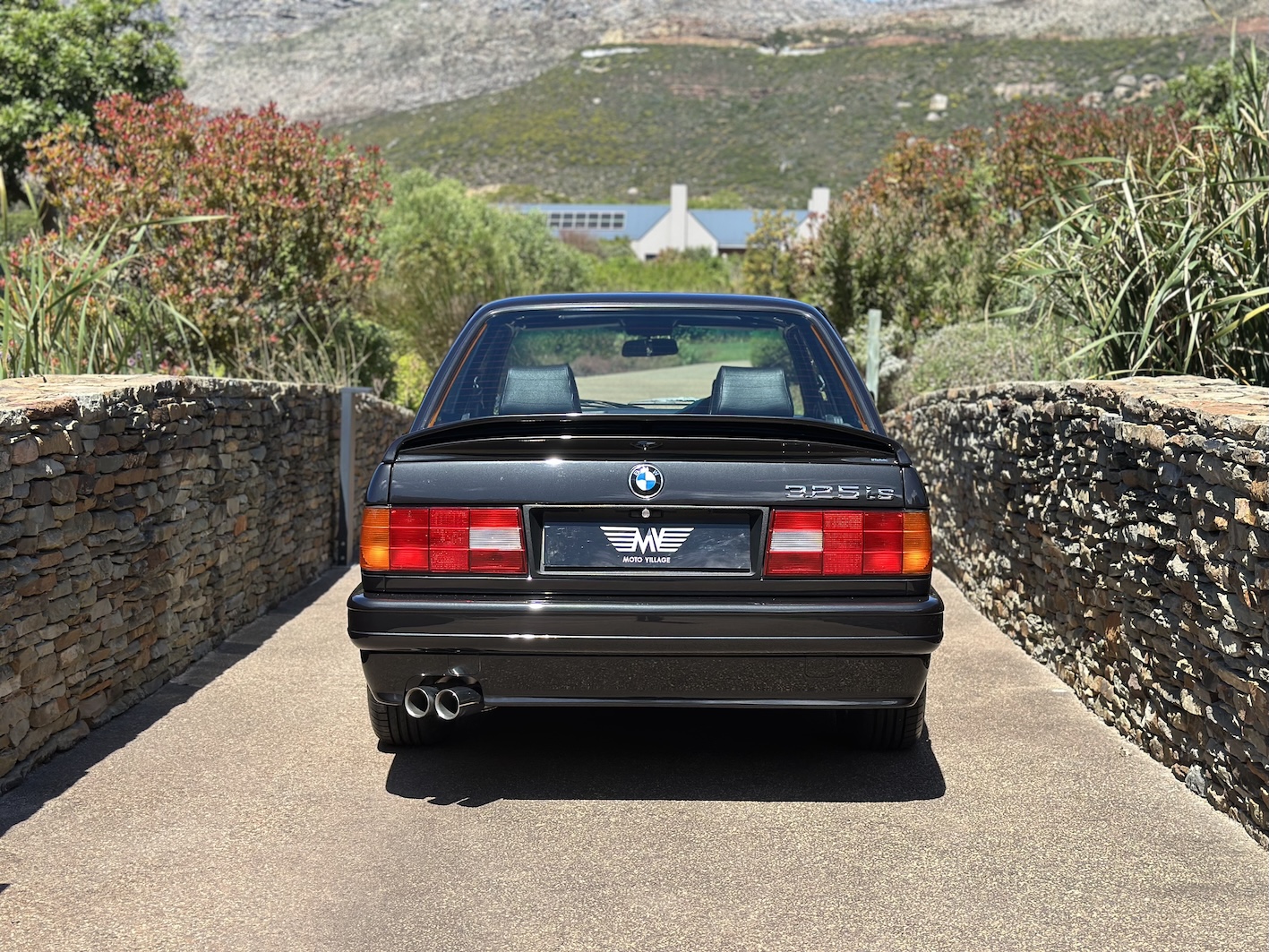 1991 BMW 325iS