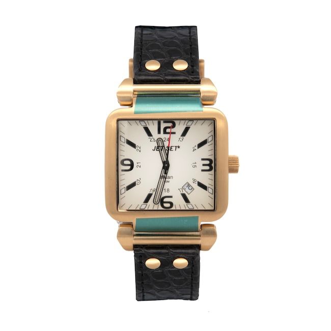 Liquidation auction lot watches